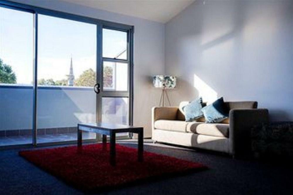 Aparthotel Crown On Darby Newcastle Exterior foto